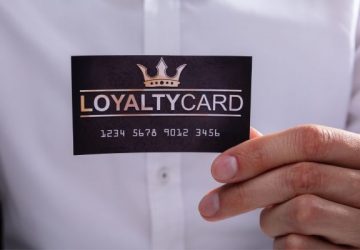 Gambling loyalty card